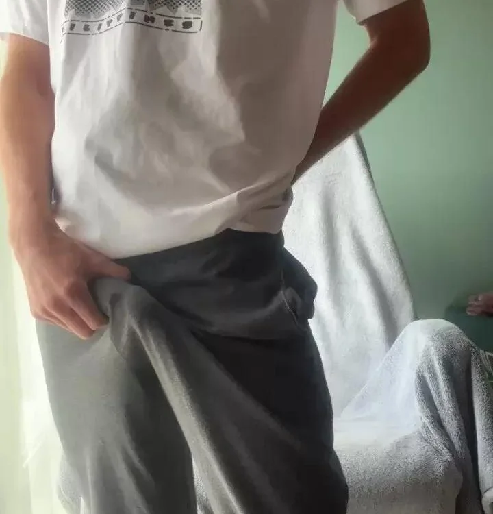 Woze – Webcam-Modell auf Stripchat