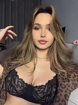 stefannichka – Webcam-Modell auf Stripchat