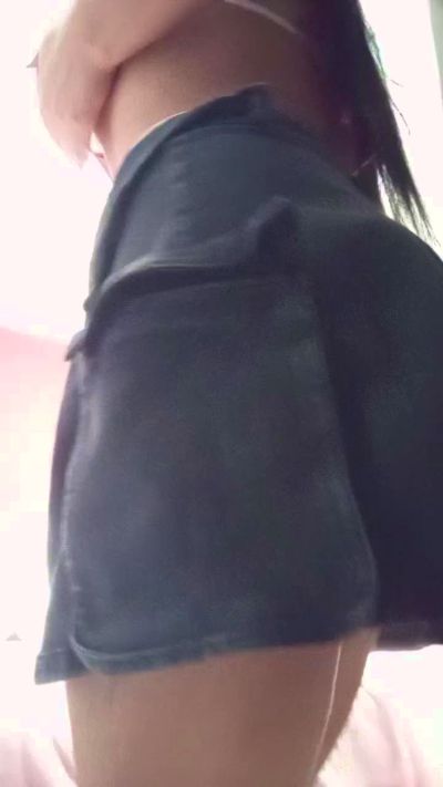 bambysafre (Cam4): nuotraukos, profilis