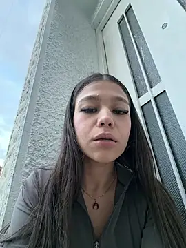 Alyshanon18 na Stripchat: fotky a profil