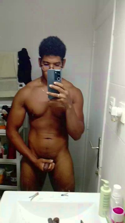 cristianpll, model webcam de Cam4: fotos
