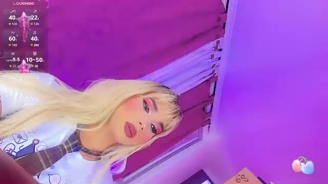 thalia_gil21, μοντέλο webcam στο Chaturbate