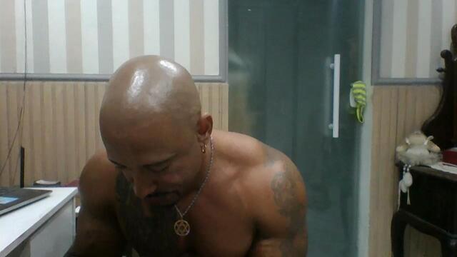 hebert-gomes, webcam model na Flirt4Free: slike