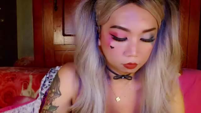 Фото вебкам-модели adorableslutxxx на Chaturbate