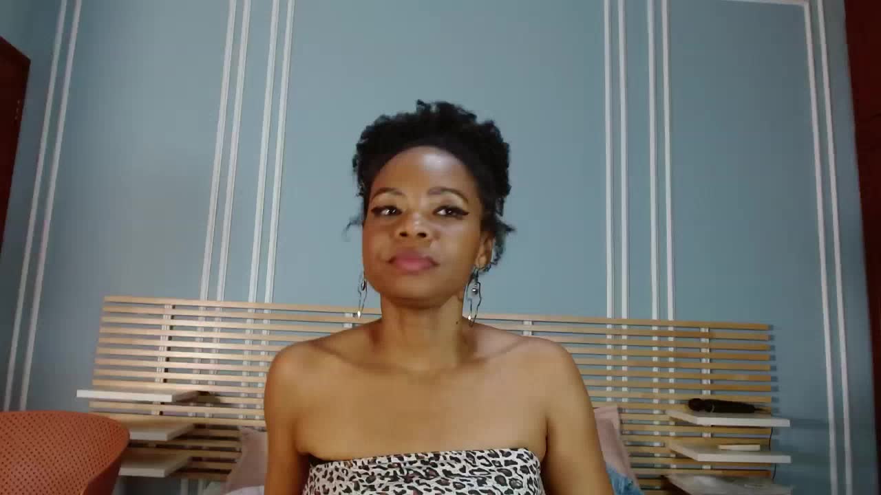 chantalhaneke, cam model su XloveCam: foto