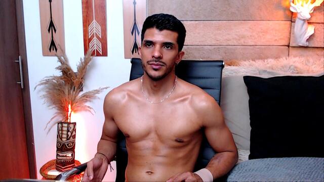 anddy-white, model webcam de Flirt4Free: fotos