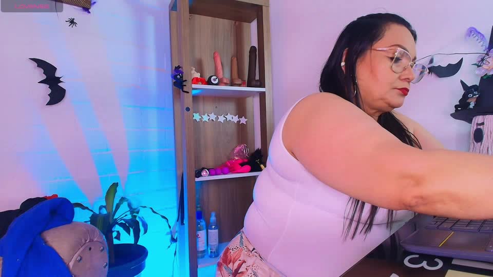 ellenaboobs (XloveCam): ảnh người mẫu webcam
