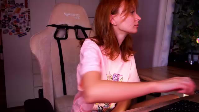 lubafox — Chaturbate: ფოტოები და პროფილი