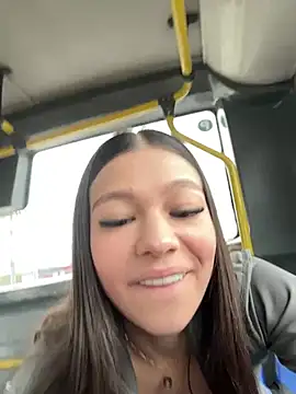Alyshanon18, μοντέλο webcam στο Stripchat