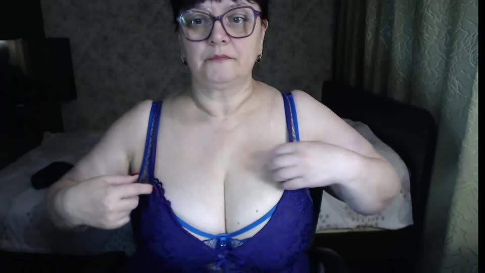 brandinight, model webcam pe XloveCam: poze