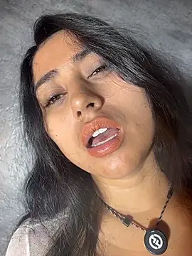 Valentinne_z, model webcam pe Stripchat: poze