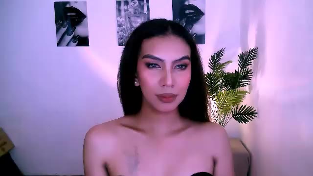 roxanebonifacio014, model webcam de Chaturbate: fotos