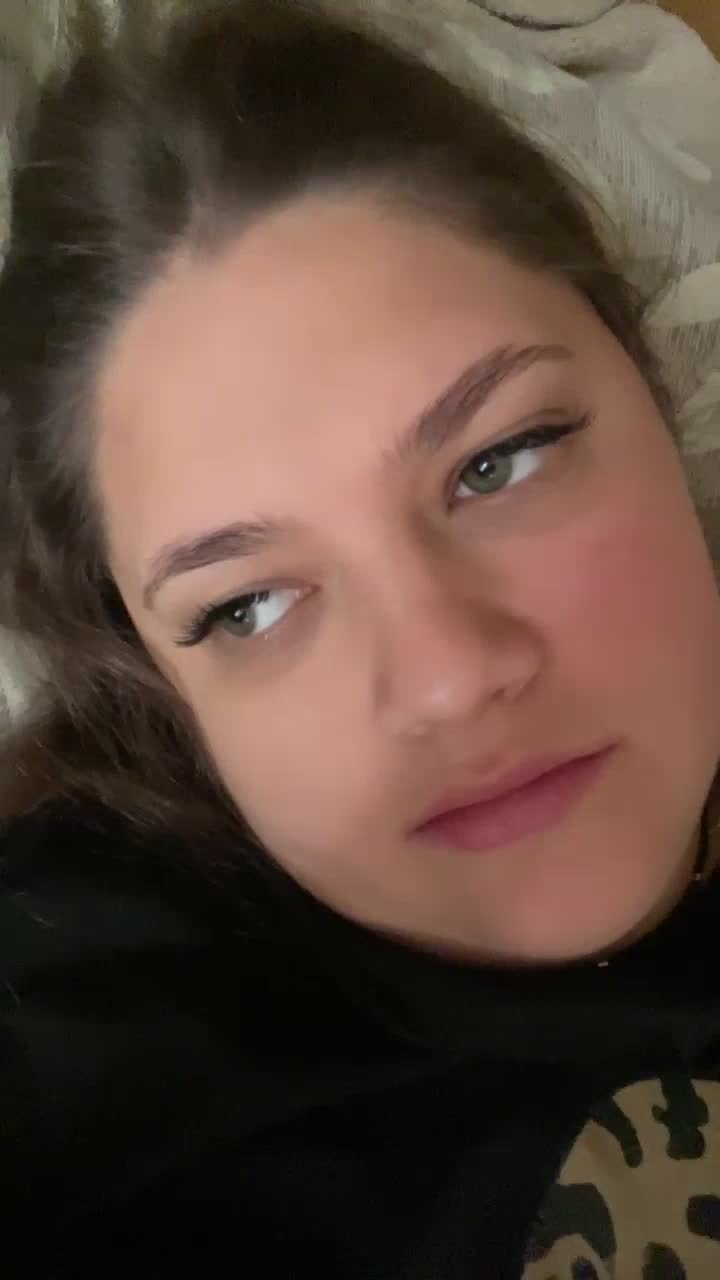 madrinia, model webcam de XloveCam: fotos