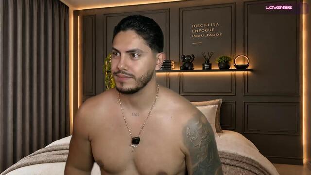 owen-pierces na Flirt4Free: zdjęcia i profil