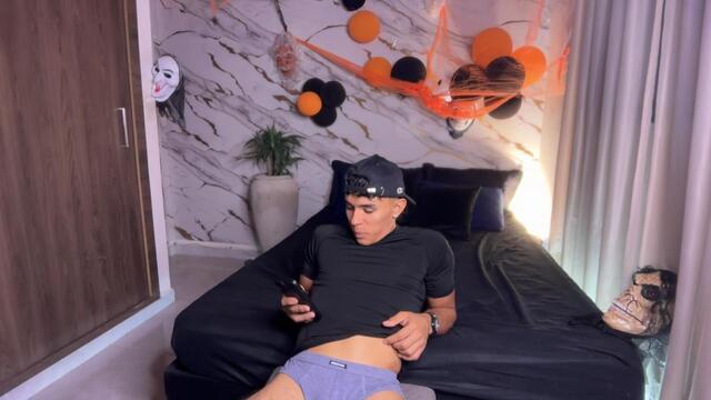 ikki-pororoca (Flirt4Free): nuotraukos, profilis