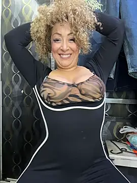 Katti_Barrera — Stripchat: ფოტოები და პროფილი