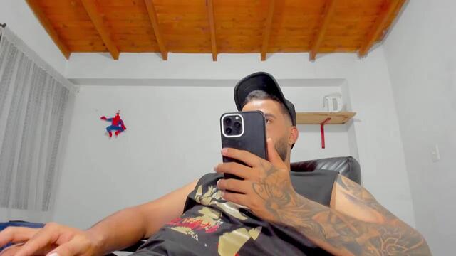 remy-steen — Flirt4Free ওয়েবক্যাম মডেল: ছবি