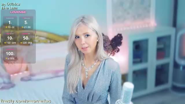 amoramias, webcammodel op Chaturbate: foto's