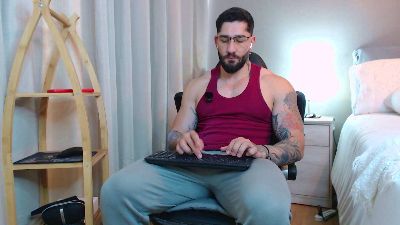 johnklleyn, webcam-malli (Cam4): kuvat