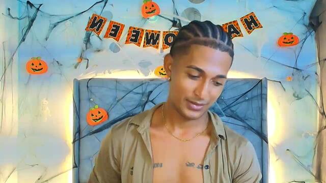 andre-do-silva — Flirt4Free वेबकैम मॉडल: फ़ोटो