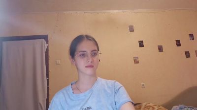 roxanakneisler — Cam4: ფოტოები და პროფილი