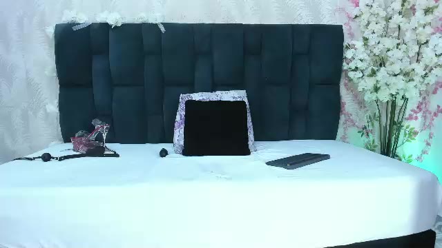 arianadiosa1 — Chaturbate՝ լուսանկարներ և պրոֆիլ