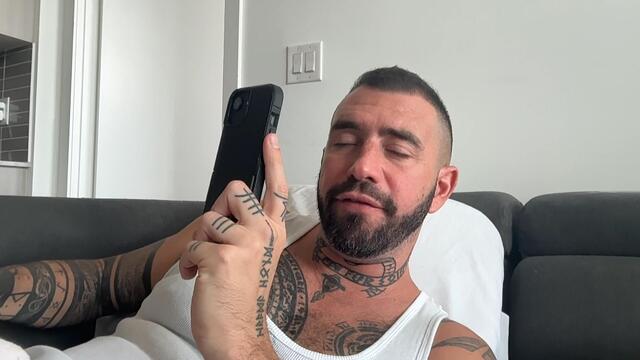 izzi, webcammodell på Flirt4Free: bilder