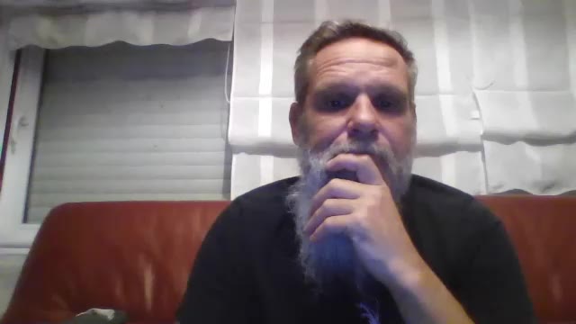atatanka – Webcam-Modell auf Chaturbate