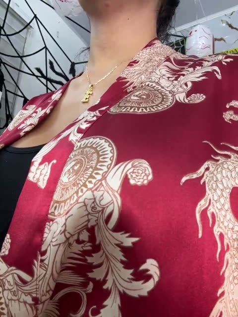 emilyleah — BongaCams वेबकैम मॉडल: फ़ोटो