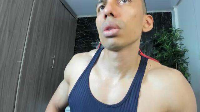 erik-castle – Webcam-Modell auf Flirt4Free
