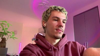 Preview photo of webcam model jeremyscotty on Cam4