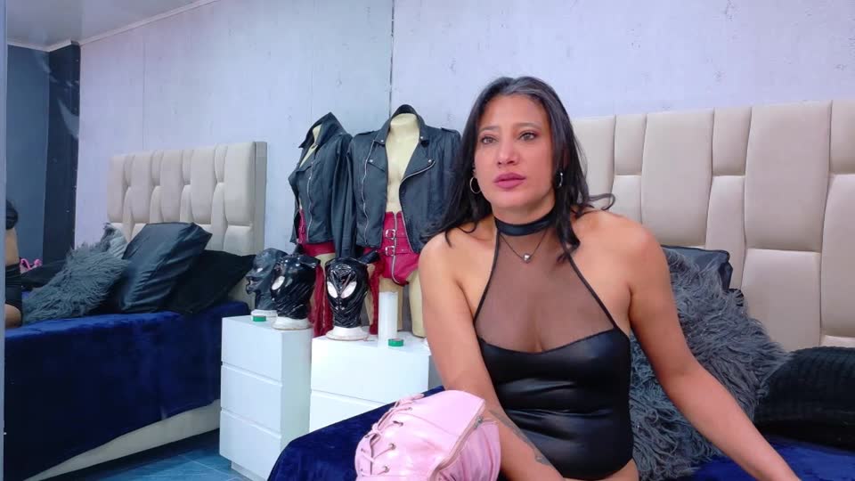 paulacamis na XloveCam: zdjęcia i profil