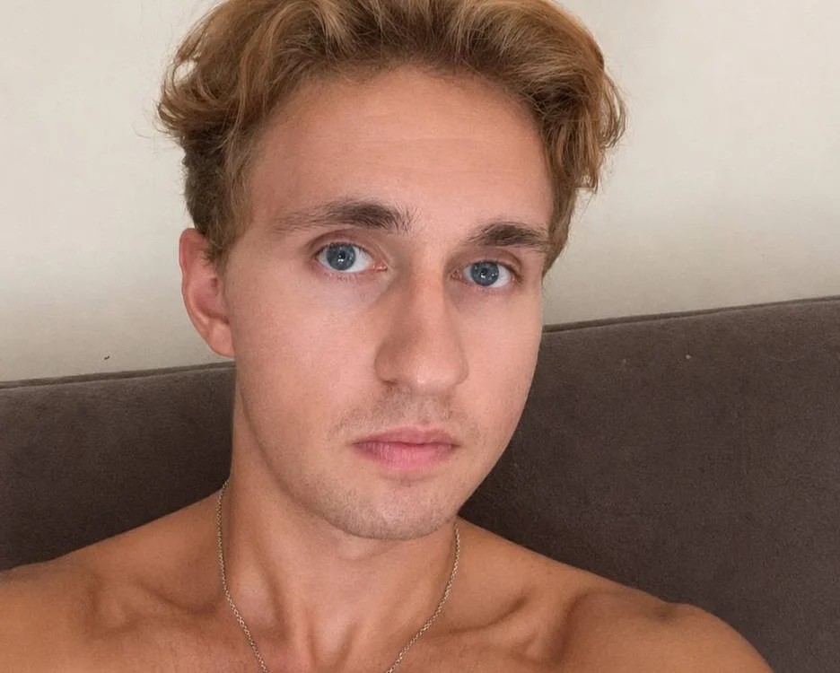 Preview photo of webcam model MarvinLur on Stripchat