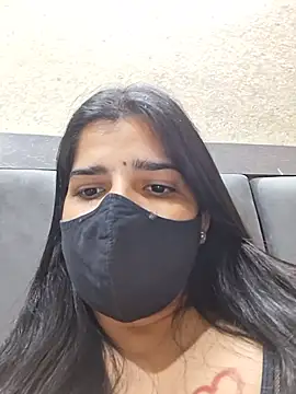 Anllela_Sagraa, webcam model na Stripchat: slike