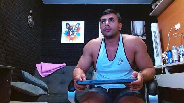 Preview photo of webcam model jarod-haiden on Flirt4Free