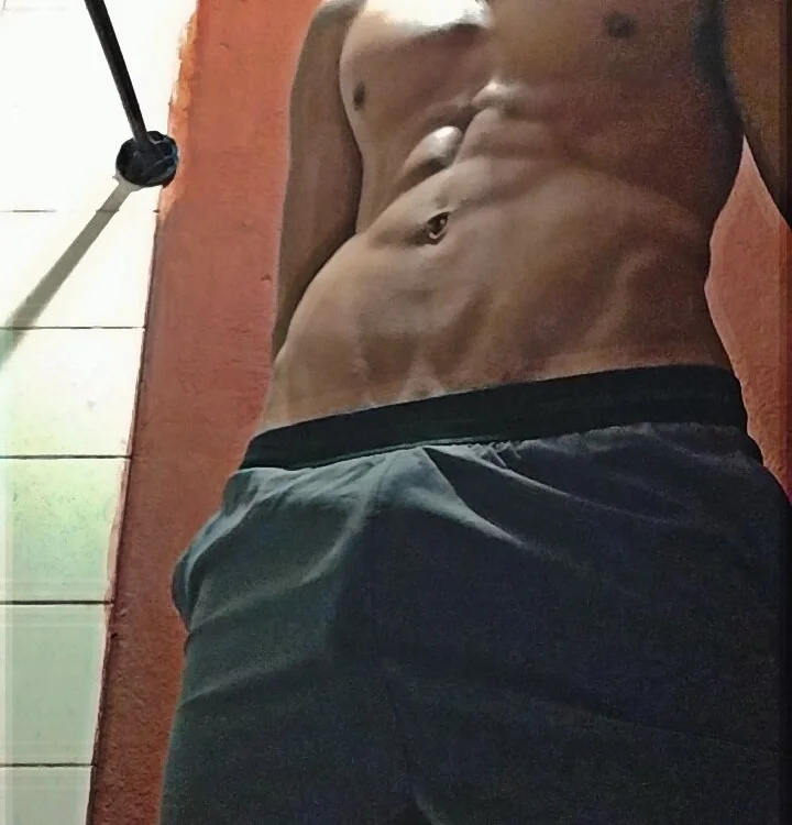 sexmachinemex, modelo webcam do Stripchat: fotos