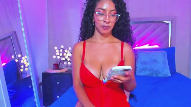 lia-davs, μοντέλο webcam στο Flirt4Free