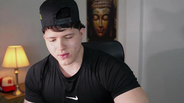 hazzan-velez — Flirt4Free वेबकैम मॉडल: फ़ोटो