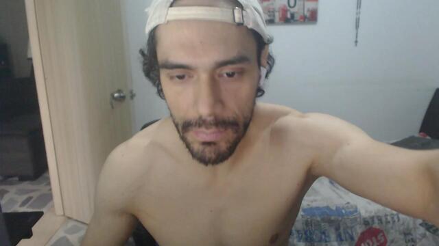 jusstin-i – Flirt4Free webkamerás modell