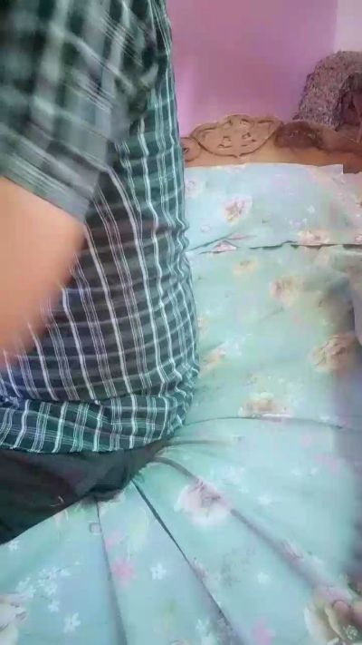 Preview photo of webcam model neerajnk on Cam4