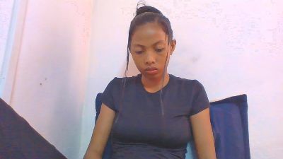 layah6 na Cam4: zdjęcia i profil