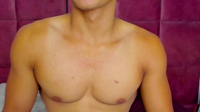 luca-mashle, model webcam pe Flirt4Free: poze