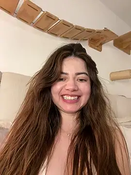 missani, webcammodell på Stripchat: bilder
