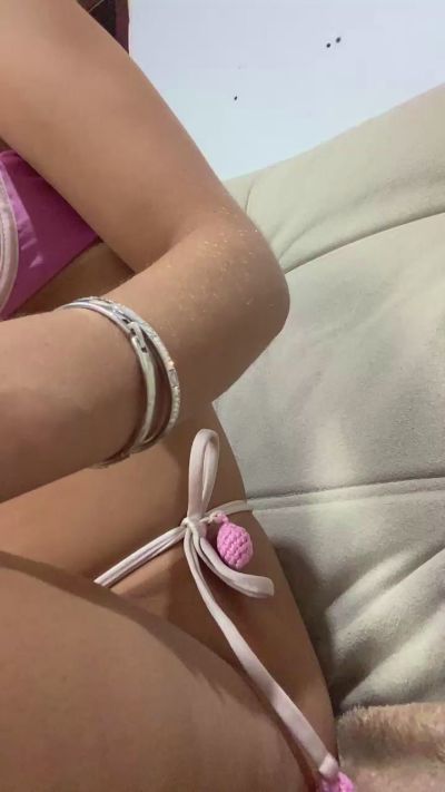 bruninha04 na Cam4: zdjęcia i profil