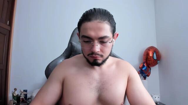 luigi-white (Flirt4Free): nuotraukos, profilis