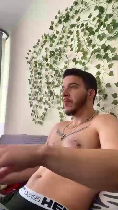 bravo_maestro, webcam model na Cam4: slike