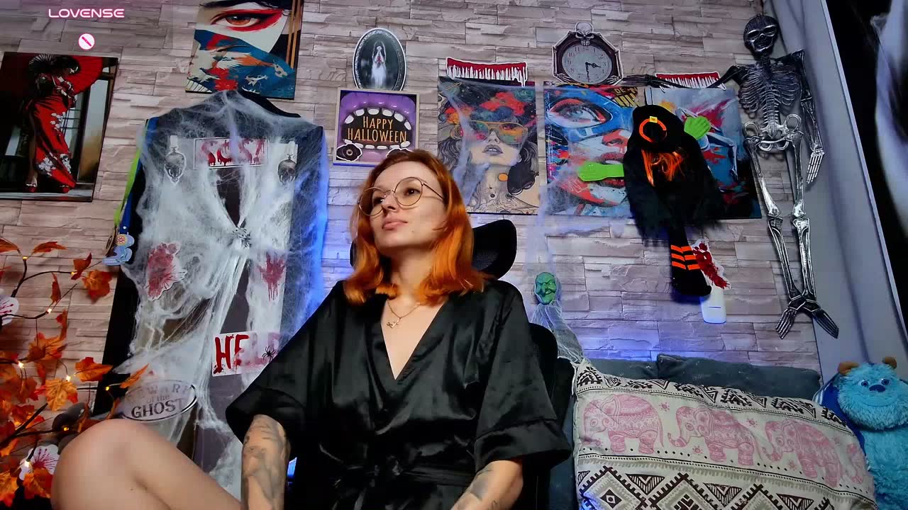sarahrousen di XloveCam: foto model webcam