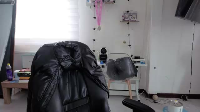 emma_johnson_ — Chaturbate ওয়েবক্যাম মডেল: ছবি