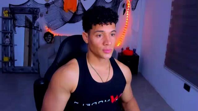 Фото вебкам-модели nick-cartier на Flirt4Free