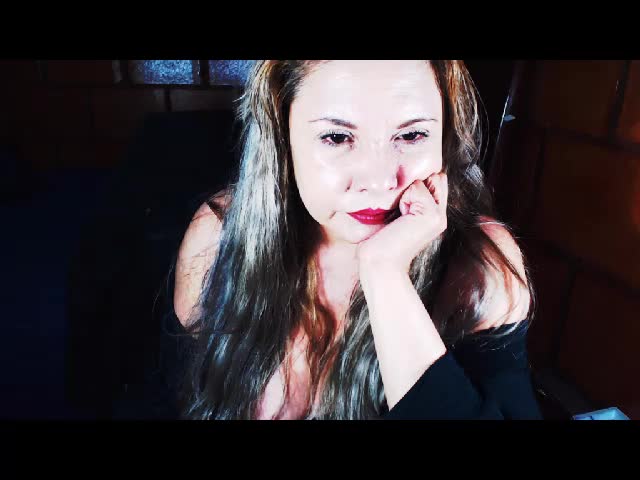 mistressxiommyx (XloveCam): nuotraukos, profilis